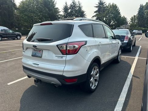 Used 2017 Ford Escape Titanium w/ Equipment Group 301A AWD/4WD image 3