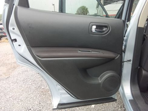 Used 2015 Nissan Rogue S w/ Convenience Package AWD/4WD image 31