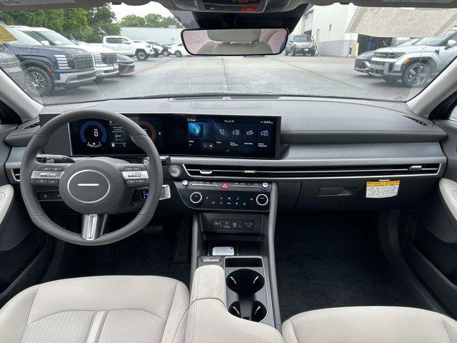 New 2026 Hyundai Sonata SEL FWD image 6