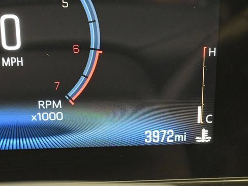 Used 2024 Chevrolet Trax LT w/ Driver Confidence Package FWD image 10