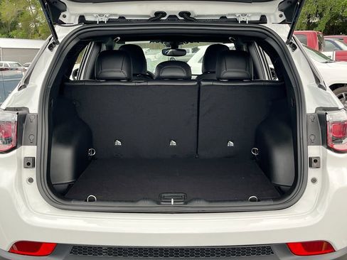 New 2026 Jeep Compass Latitude AWD/4WD image 23