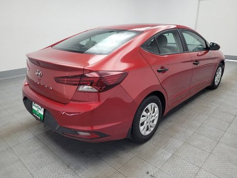 Used 2020 Hyundai Elantra SE image 9