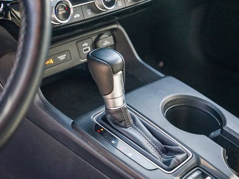 Used 2022 Honda Civic Sport image 15