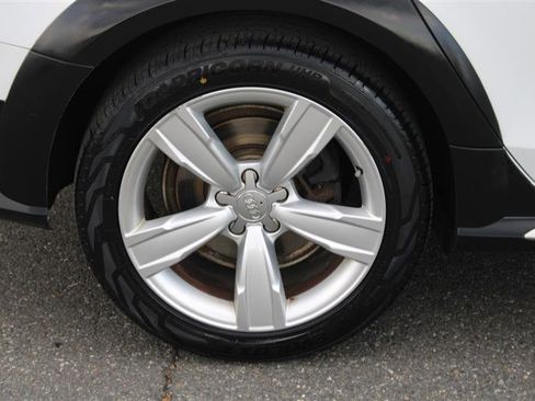 Used 2016 Audi A4 Premium w/ Audi MMI Navigation Plus AWD/4WD image 8