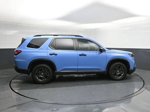 Used 2024 Honda Pilot TrailSport image 15