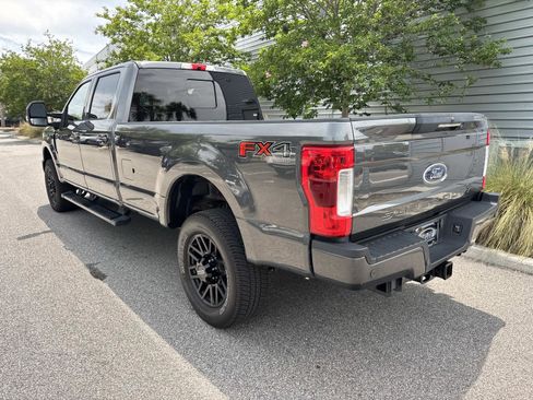 Used 2019 Ford F350 Lariat w/ Lariat Ultimate Package AWD/4WD image 3