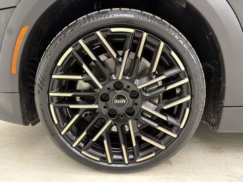 Certified 2025 MINI Cooper S image 11