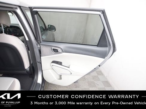 Certified 2024 Kia Soul LX image 13