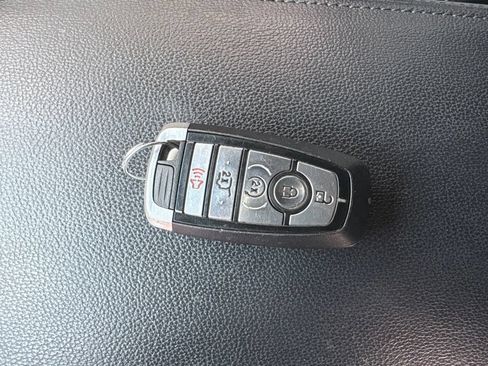 Used 2019 Ford Explorer Limited w/ Class III Trailer Tow Package AWD/4WD image 56