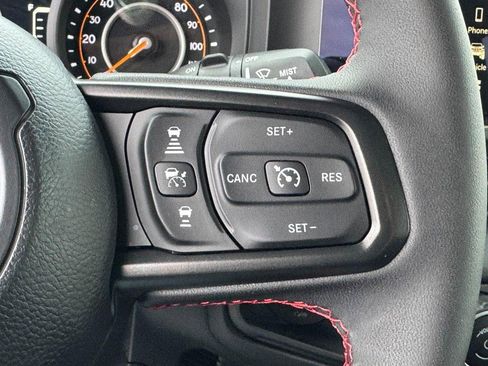 Used 2024 Jeep Wrangler Unlimited Rubicon w/ Convenience Group image 18