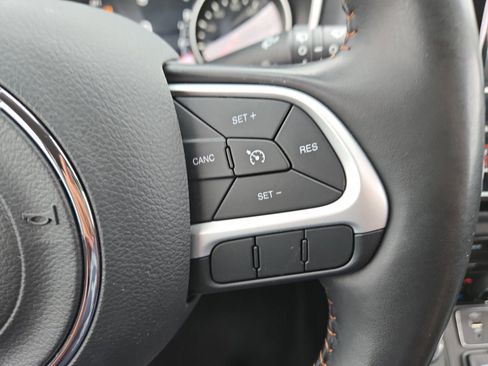 Used 2019 Jeep Compass Limited image 15