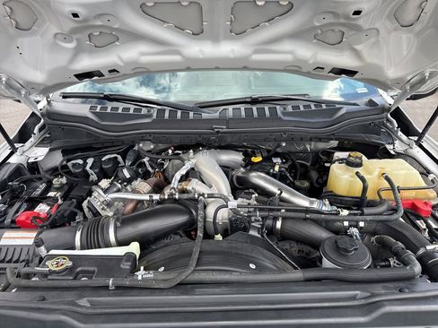 Used 2022 Ford F450 Limited w/ FX4 Off-Road Package image 10