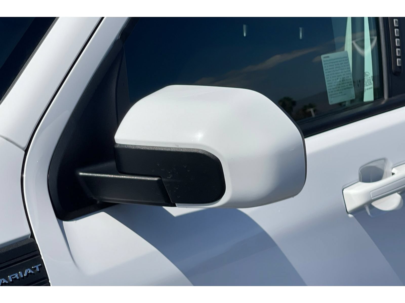 Used 2023 Ford Maverick Lariat FWD image 12