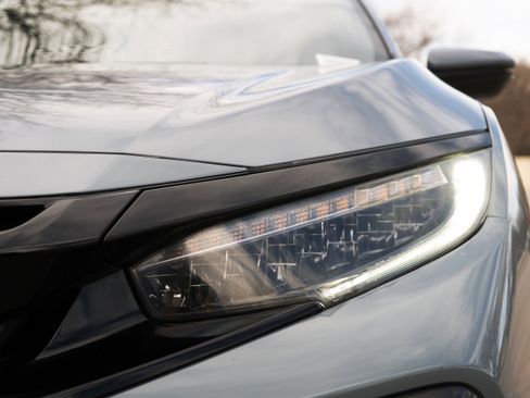 Used 2020 Honda Civic Sport Touring image 11