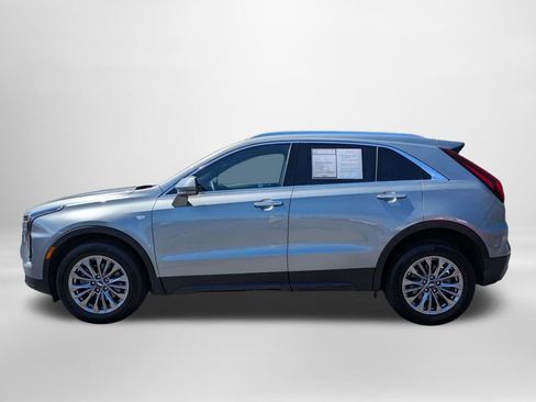 Used 2024 Cadillac XT4 Premium Luxury w/ Active Safety Package AWD/4WD image 7