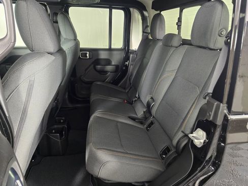 New 2026 Jeep Gladiator Sport image 28