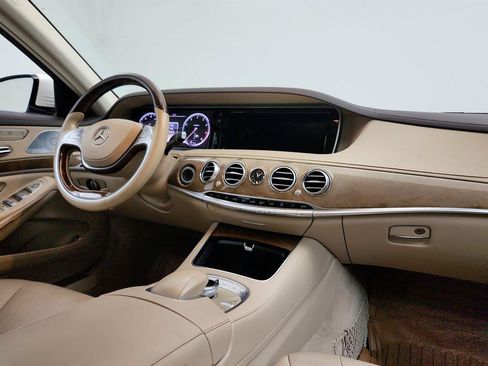 Used 2014 Mercedes-Benz S 550 Sedan image 27
