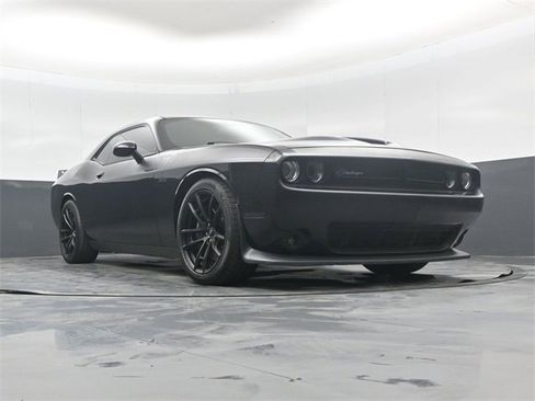 Used 2018 Dodge Challenger T/A image 45