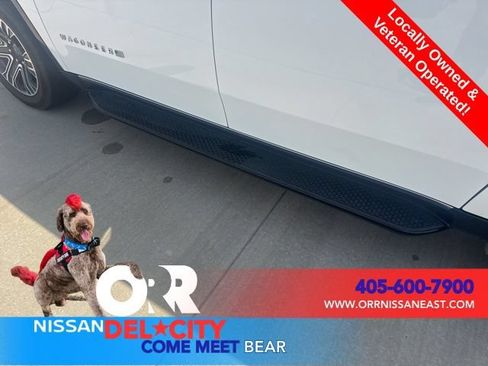 Used 2024 Jeep Wagoneer L Series II w/ Flexible Seating Group AWD/4WD image 10