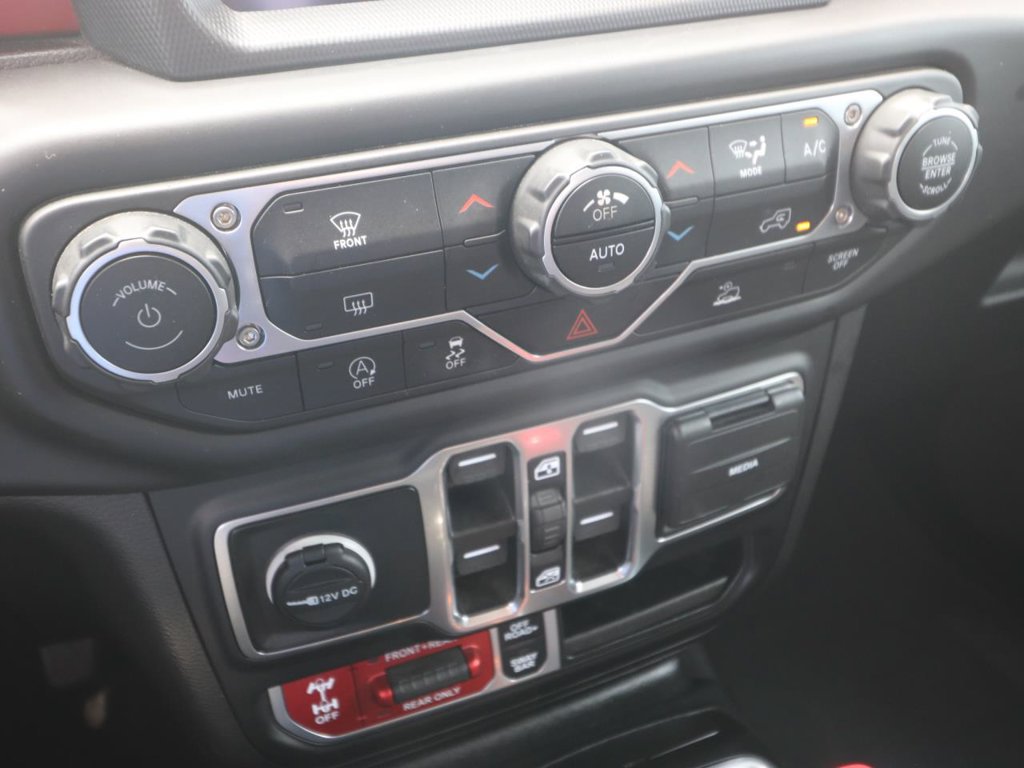 Used 2023 Jeep Gladiator Rubicon w/ LED Lighting Group AWD/4WD image 22
