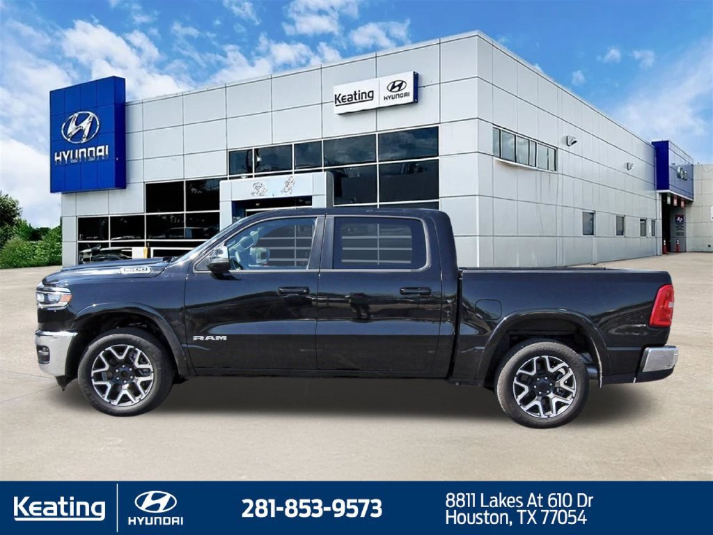 Used 2026 RAM 1500 Laramie AWD/4WD image 8