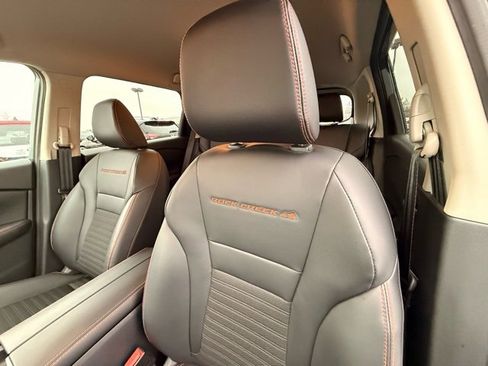 Certified 2025 Nissan Rogue SV image 16