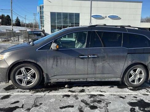 Used 2013 Honda Odyssey Touring image 5