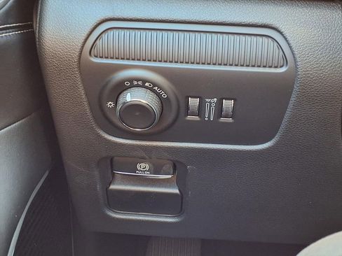 New 2026 Jeep Grand Wagoneer L Limited AWD/4WD image 16