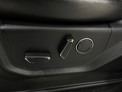 Used 2018 Ford F150 Lariat w/ Equipment Group 502A Luxury image 17