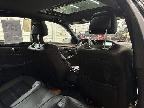Used 2014 Mercedes-Benz E 63 AMG 4MATIC Sedan image 31