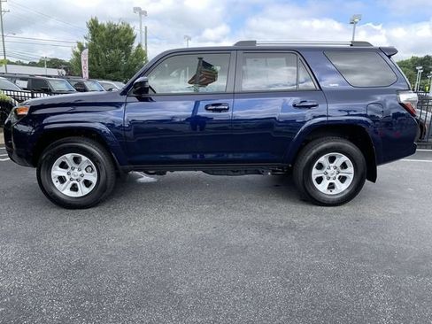 Certified 2024 Toyota 4Runner SR5 AWD/4WD image 5