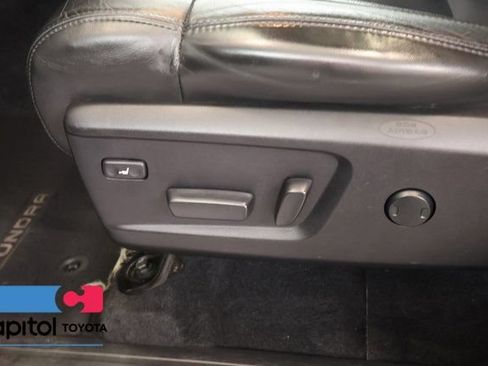 Used 2020 Toyota Tundra Platinum AWD/4WD image 13