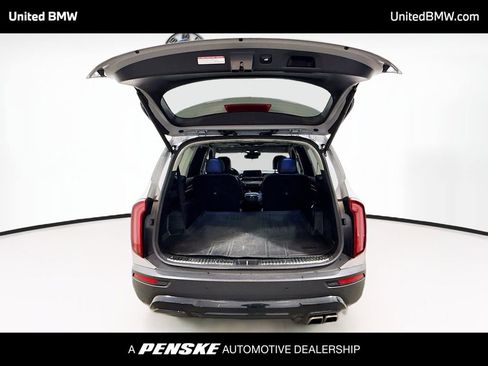 Used 2022 Kia Telluride SX w/ SX Prestige Package image 14