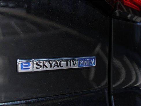 Certified 2025 MAZDA CX-70 Plug-In Hybrid w/ Premium Plus image 36