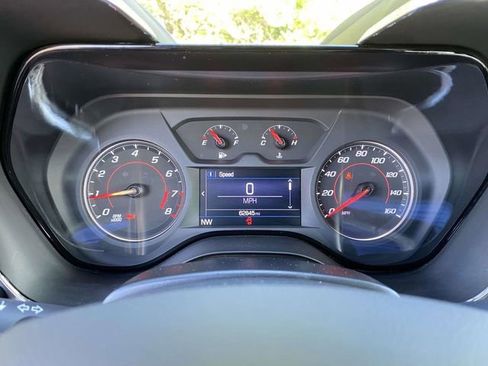 Used 2020 Chevrolet Camaro LS RWD image 23