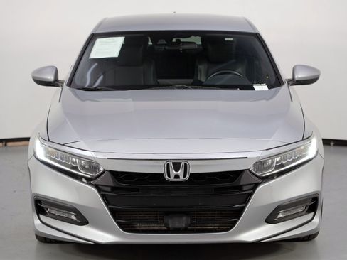 Used 2018 Honda Accord Sport image 40