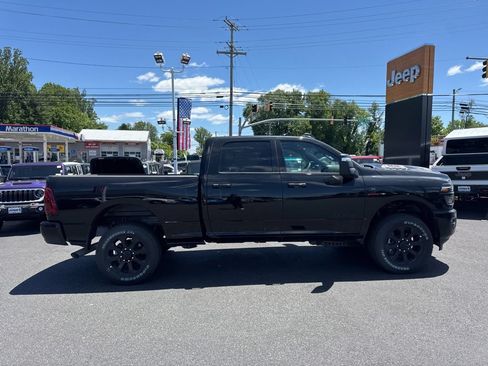 New 2026 RAM 2500 Laramie w/ Night Edition AWD/4WD image 4