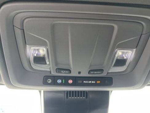 Used 2024 Chevrolet Silverado 2500 W/T w/ WT/CX Safety Package image 18