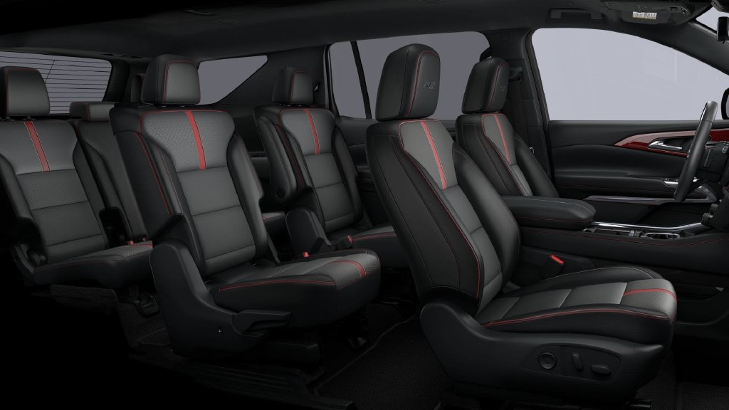 New 2027 Chevrolet Traverse RS FWD image 27
