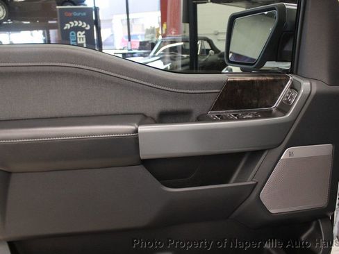 Used 2021 Ford F150 Lariat w/ Equipment Group 502A High image 9
