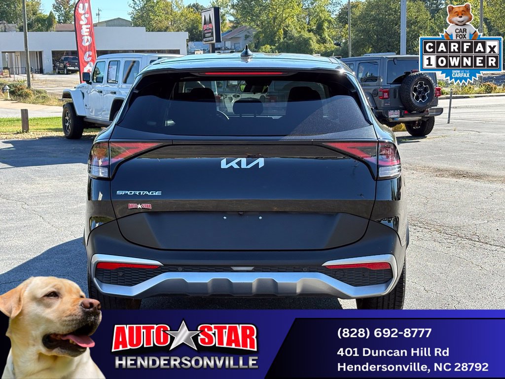 Used 2023 Kia Sportage LX FWD image 4