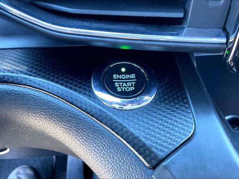 Used 2020 Ford Explorer ST image 32