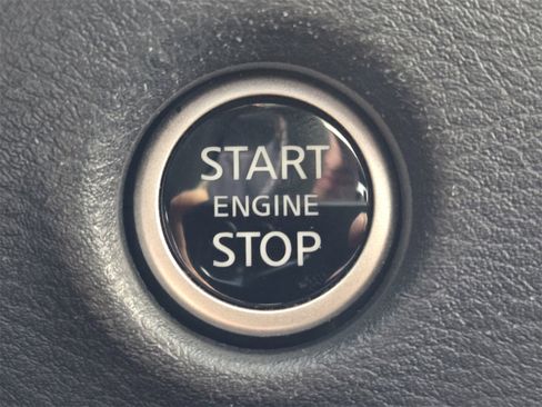 Used 2023 Nissan Frontier PRO-4X w/ Pro-4X Premium Package image 19