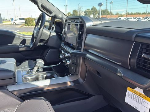 New 2025 Ford F150 Platinum w/ FX4 Off-Road Package image 32