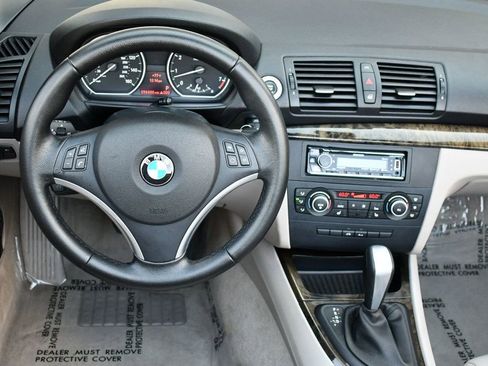 Used 2011 BMW 128i Convertible image 60