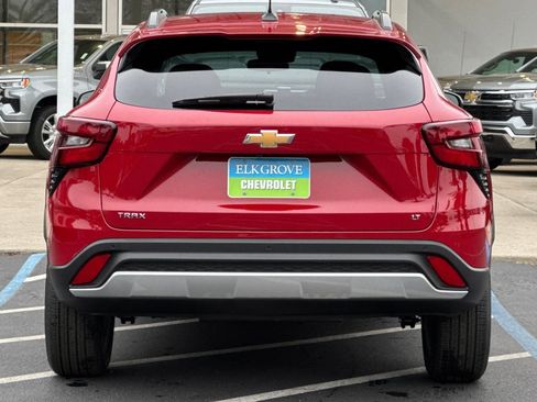 New 2026 Chevrolet Trax LT w/ Driver Confidence Package image 4
