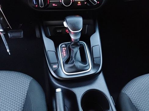 Used 2020 Kia Soul LX image 22