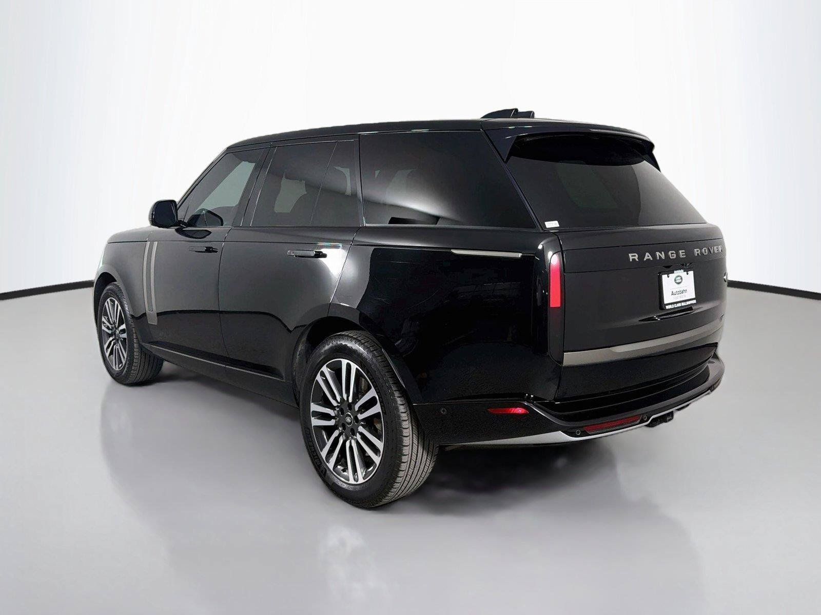 Certified 2023 Land Rover Range Rover SE AWD/4WD image 7