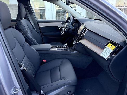 New 2026 Volvo XC90 B5 Core image 13