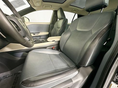 Used 2023 Lexus RZ 450e Premium w/ Technology Package image 21